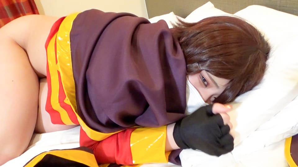 FC2-PPV-1655375 この素晴らしい世界に中出しを！現役19歳JDレイヤーめぐ○ん膣奥大量中出し2発射！